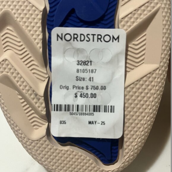 Burberry Terrace Check Sneaker - Women's size 41 - NEW IN BOX! - Picture 6 of 10